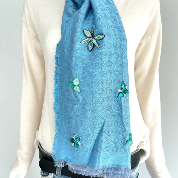 HENRI BENDEL Monogram Sequins 100% Silk Turquoise Blue X Long Wrap Shawl Scarf - Picture 7 of 15